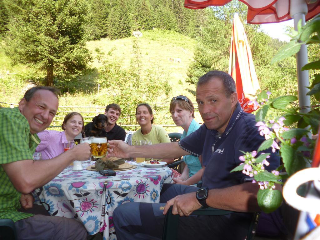 Gasthof Pension Perauer Lieserhofen Exteriör bild